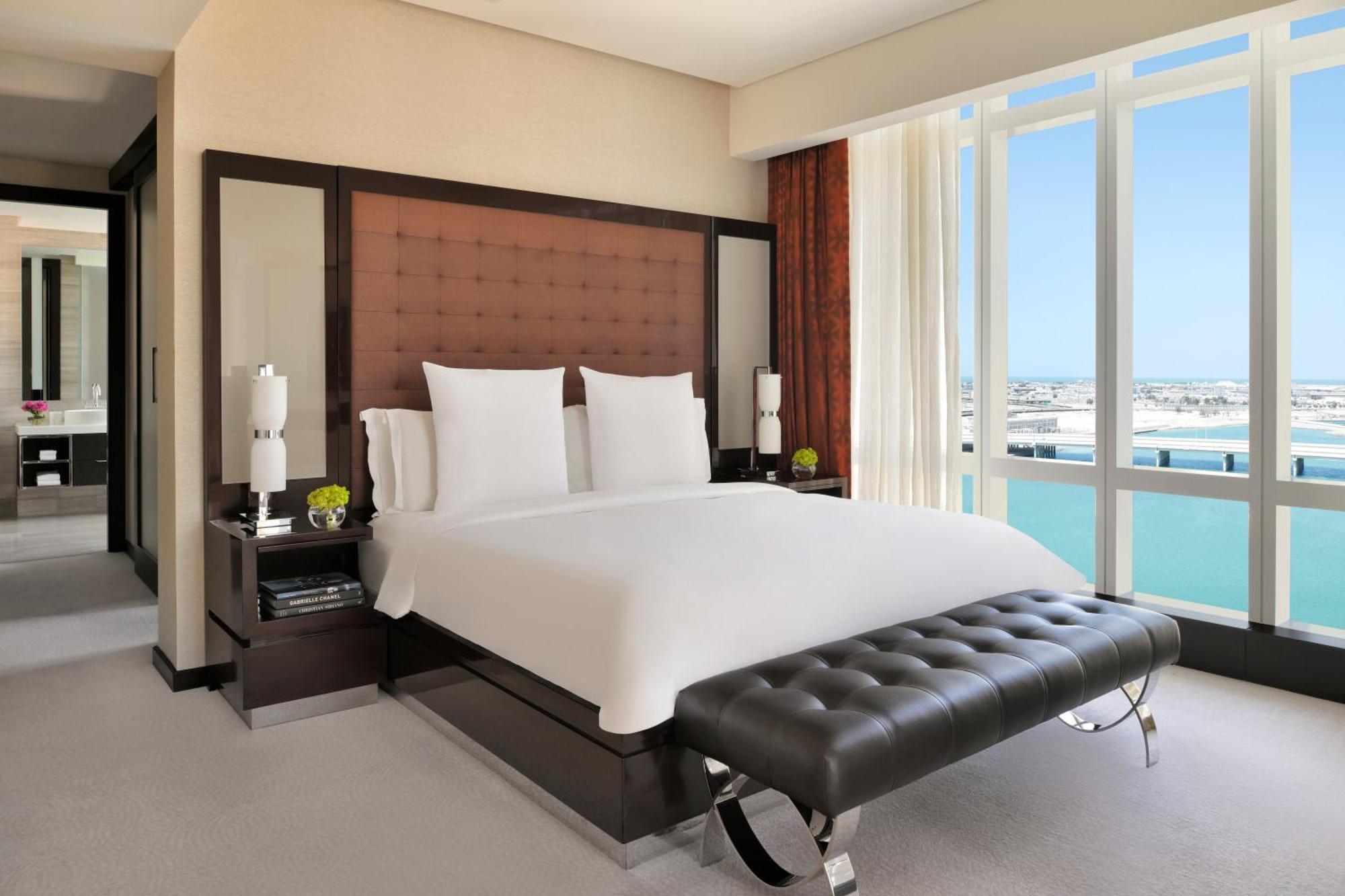 Rosewood Abu Dhabi Ξενοδοχείο Εξωτερικό φωτογραφία A bedroom at the Jumeirah Atlantis