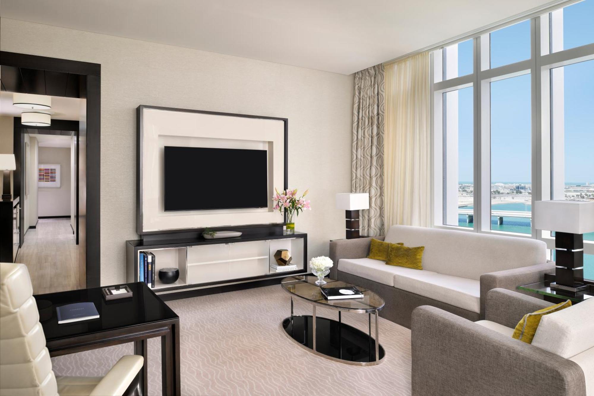 Rosewood Abu Dhabi Ξενοδοχείο Εξωτερικό φωτογραφία A living room at The Ritz-Carlton, DIFC
